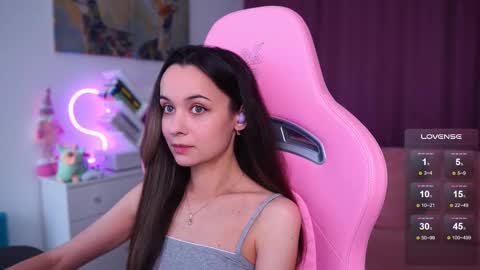 Snapshot of juicy___angel chatting on October 23, 11:31 am Angelina online show from October 23, 11:31 am