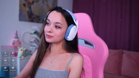 Snapshot of juicy___angel chatting on December 2, 12:10 pm Angelina online show from December 2, 12:10 pm