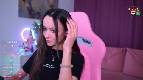 Snapshot of juicy___angel chatting on December 17, 2:12 pm Angelina online show from December 17, 2:12 pm