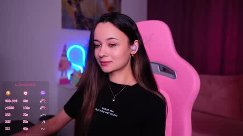 Angelina online show from April 19, 2:05 pm