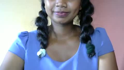 Snapshot of juicy_pretty chatting on March 11, 12:06 pm stellah online show from March 11, 12:06 pm
