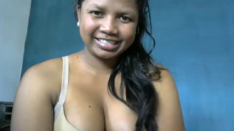 Snapshot of juicy_pretty chatting on September 14, 11:20 am stellah online show from September 14, 11:20 am