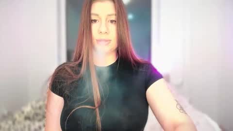 Snapshot of juicyhelenx chatting on November 16, 3:06 pm Elena online show from November 16, 3:06 pm