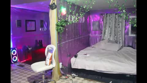 Snapshot of juicyjayxxx69 chatting on October 3, 3:36 am juicyjayxxx69 online show from October 3, 3:36 am