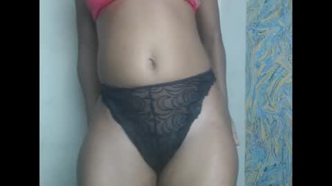 Snapshot of juicypiexx chatting on January 23, 5:13 am juicypiexx online show from January 23, 5:13 am