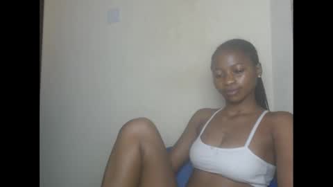 Snapshot of juicypiexx chatting on January 25, 5:18 am juicypiexx online show from January 25, 5:18 am