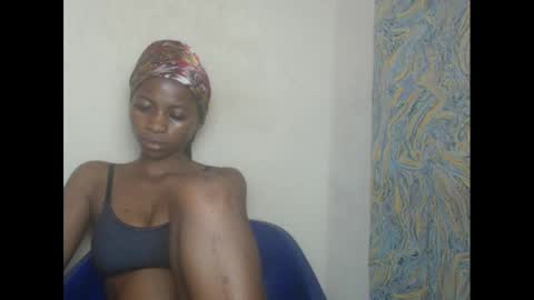 Snapshot of juicypiexx chatting on February 10, 4:19 am juicypiexx online show from February 10, 4:19 am