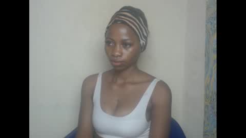 Snapshot of juicypiexx chatting on February 10, 7:28 pm juicypiexx online show from February 10, 7:28 pm