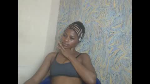 Snapshot of juicypiexx chatting on February 15, 10:10 pm juicypiexx online show from February 15, 10:10 pm