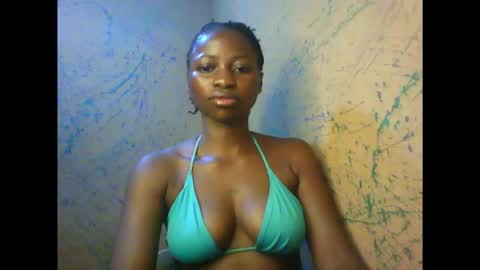 Snapshot of juicypiexx chatting on September 13, 11:59 pm juicypiexx online show from September 13, 11:59 pm