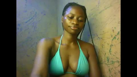 Snapshot of juicypiexx chatting on September 22, 2:02 am juicypiexx online show from September 22, 2:02 am