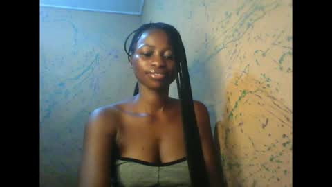 Snapshot of juicypiexx chatting on October 5, 1:26 am juicypiexx online show from October 5, 1:26 am