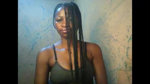 Snapshot of juicypiexx chatting on October 8, 3:15 am juicypiexx online show from October 8, 3:15 am