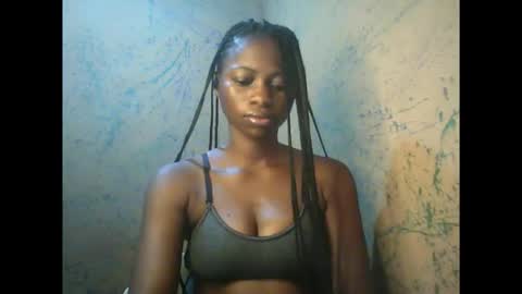 Snapshot of juicypiexx chatting on October 10, 1:26 am juicypiexx online show from October 10, 1:26 am