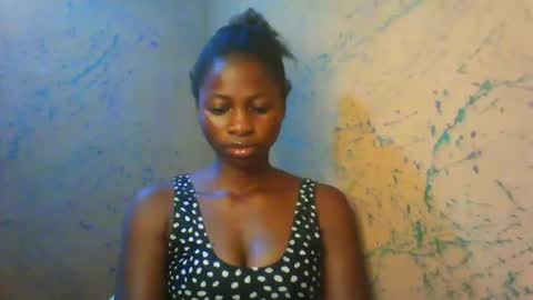 Snapshot of juicypiexx chatting on October 19, 4:18 pm juicypiexx online show from October 19, 4:18 pm