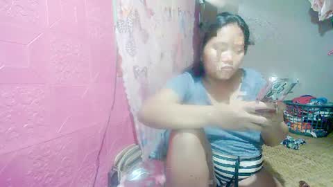 Snapshot of juicypussyasian23 chatting on February 21, 8:07 am juicypussyasian23 online show from February 21, 8:07 am