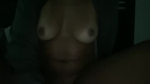 Snapshot of juicywhenwet chatting on November 12, 3:01 pm juicywhenwet online show from November 12, 3:01 pm