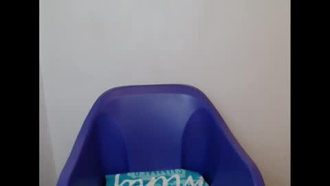 juicyxpink online show from February 15, 3:28 pm