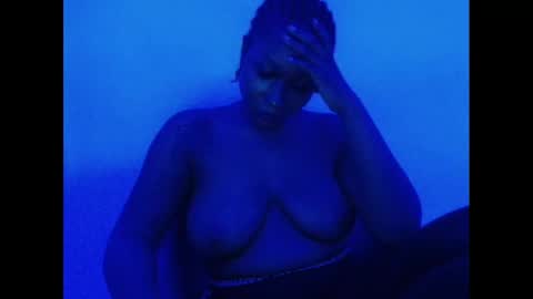 juicyxpink online show from March 8, 7:20 pm