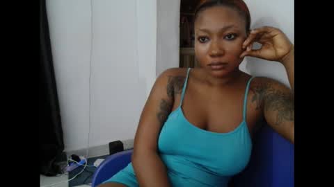 juicyxpink online show from September 21, 6:26 am