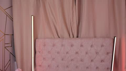 Julees online show from January 11, 11:35 pm