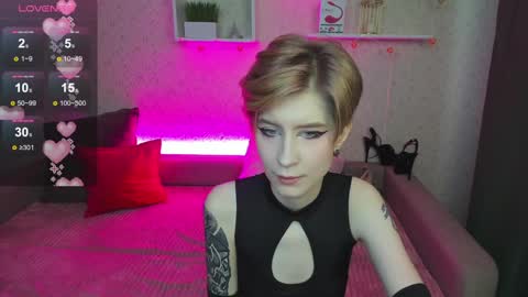 Jules online show from December 3, 4:25 am