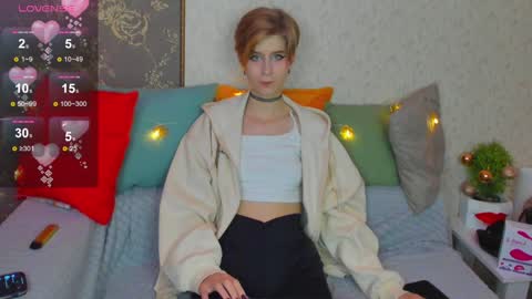 Jules online show from December 8, 4:04 am