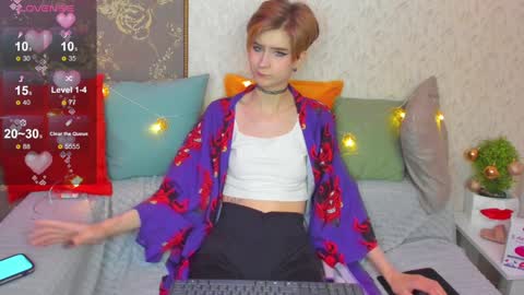 Jules online show from December 9, 4:12 am