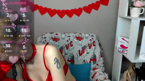 Jules online show from February 14, 4:47 am