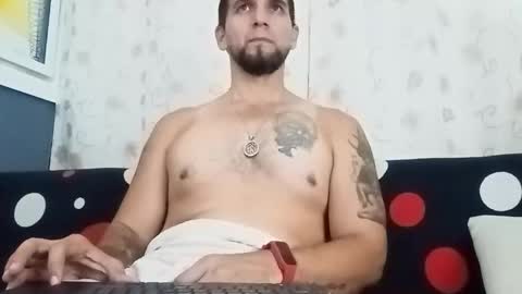 Snapshot of juleslake2 chatting on November 19, 3:45 pm juleslake2 online show from November 19, 3:45 pm