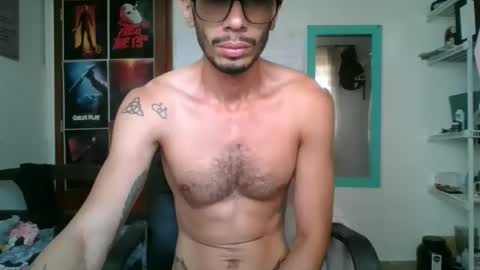 Julfigo online show from January 6, 5:06 pm