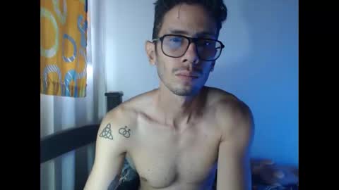 Julfigo online show from March 18, 3:59 pm