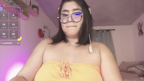 Juliana online show from November 1, 11:18 pm