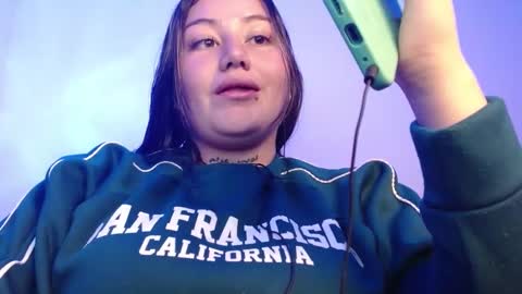 Snapshot of juli_69 chatting on February 13, 11:15 pm Juliana Torres online show from February 13, 11:15 pm