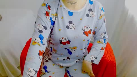 Snapshot of juli_69 chatting on September 18, 5:04 pm Juliana Torres online show from September 18, 5:04 pm