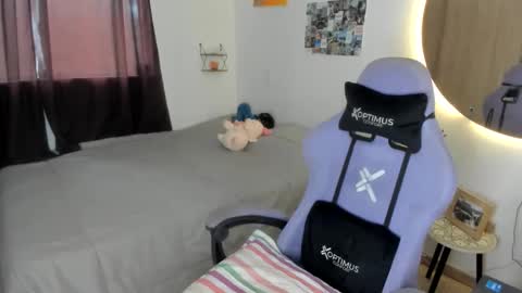 juli_santos_22 online show from March 11, 12:22 pm