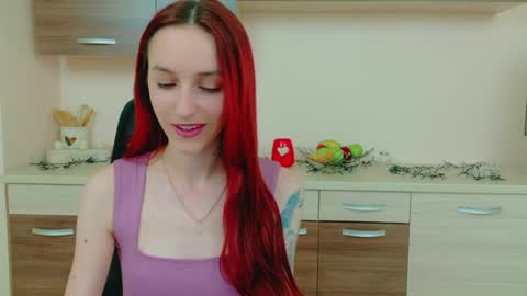 JuliaJae online show from April 8, 6:24 am