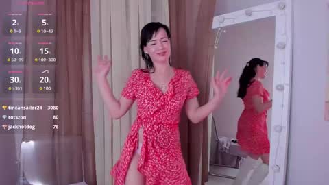 Snapshot of julia_frey chatting on February 22, 3:34 am Julia online show from February 22, 3:34 am