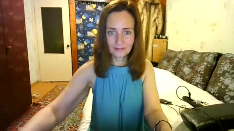 juliaa_foxi online show from December 3, 6:38 pm