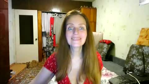 Snapshot of juliaa_foxi chatting on April 17, 7:17 pm juliaa_foxi online show from April 17, 7:17 pm