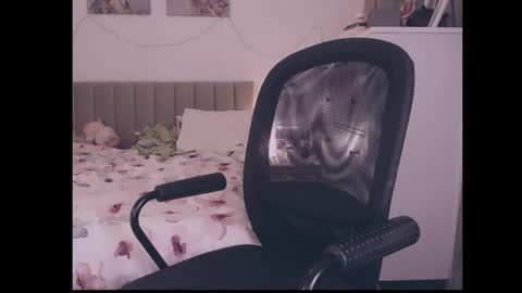 Snapshot of julialiones chatting on September 22, 5:15 pm julialiones online show from September 22, 5:15 pm