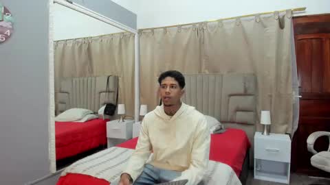 julian billy online show from January 30, 11:33 am