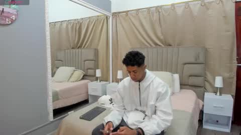 julian billy online show from February 20, 11:31 am