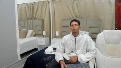 julian billy online show from February 26, 11:20 am