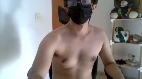 Snapshot of julian_mora7 chatting on March 9, 10:41 pm Julian Mora online show from March 9, 10:41 pm