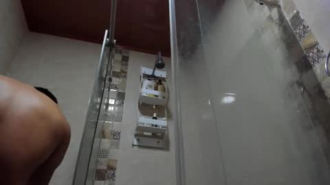 julian_wallace online show from November 1, 2:57 am