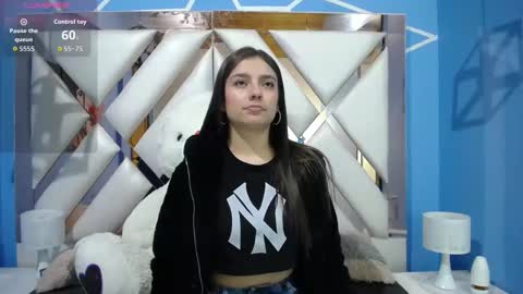 juliana_diamond_ online show from December 5, 4:10 am