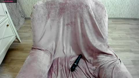 Snapshot of juliana_gonebad chatting on January 5, 11:26 am Julia online show from January 5, 11:26 am