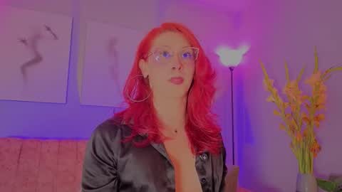 Juliana online show from November 25, 4:12 am