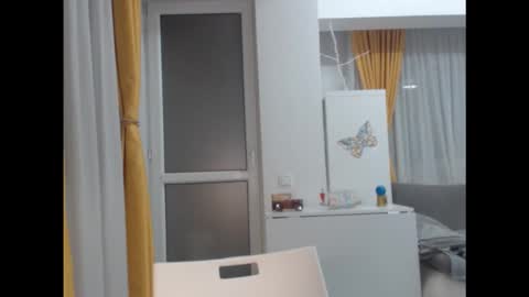 JulianRoyce online show from November 12, 7:03 pm